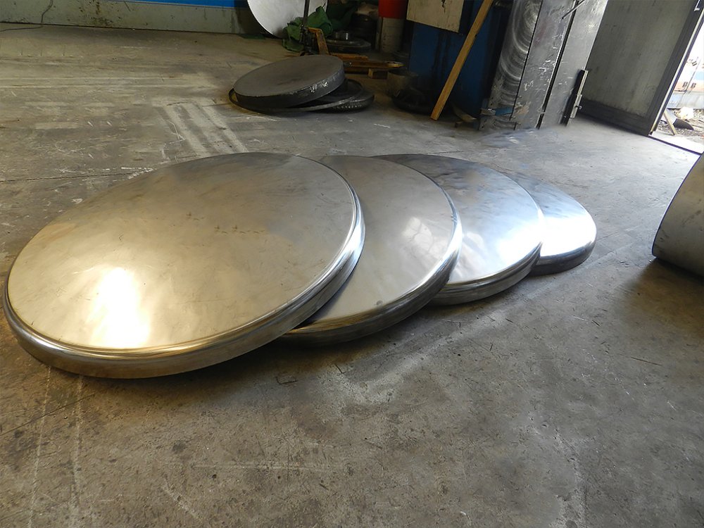 fond plat bombé acier