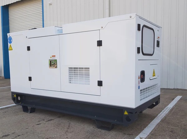 Soltec 3500 kVA 2800 kW generator genset